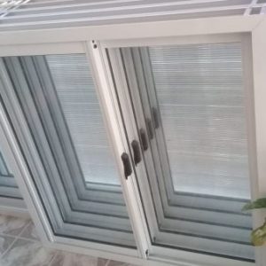 VENTANA CORREDIZA DE 1.50 X 1.50